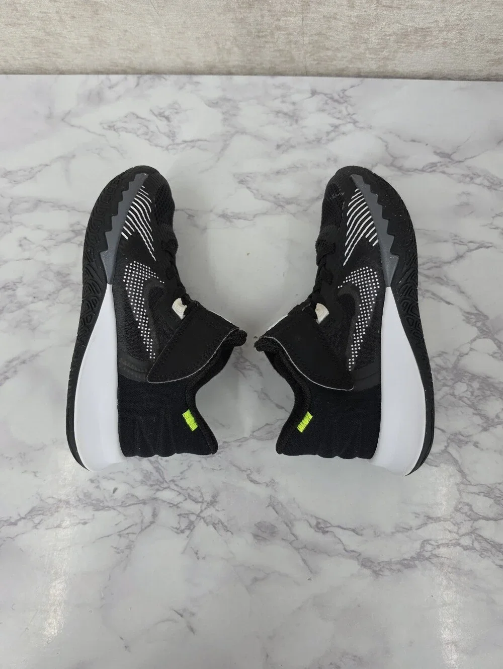 Nike Kyrie Flytrap 5 PS Black Anthracite Kids Preschool Boys Toddler Size 11C